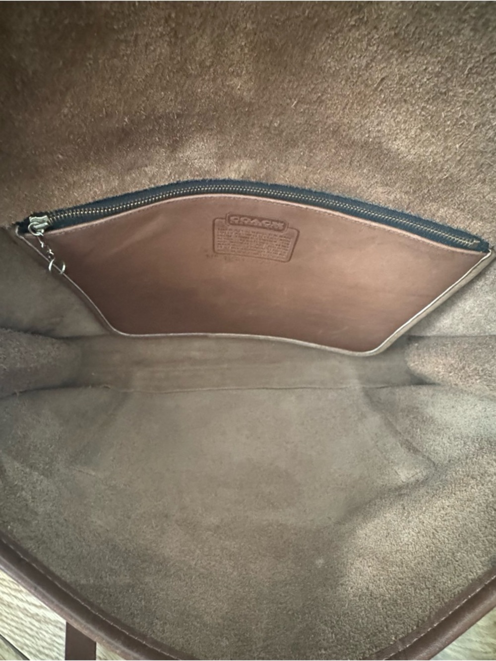 Vintage Coach Envelope Portfolio 5190 NYC Leather Shoulder Bag, Tote or Laptop - Picture 14 of 14